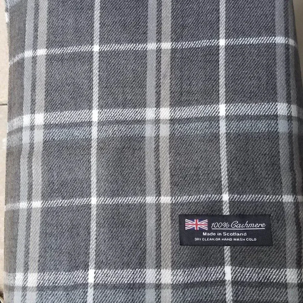 100% Scottish Cashmere Gray White Beige Plaid 12
